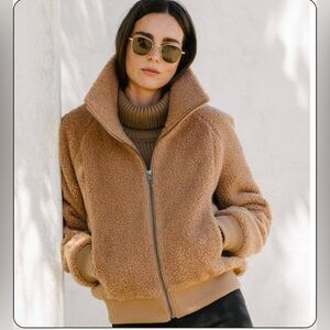 SOLD OUT AMAGER BOMBER SHERPA JACKET